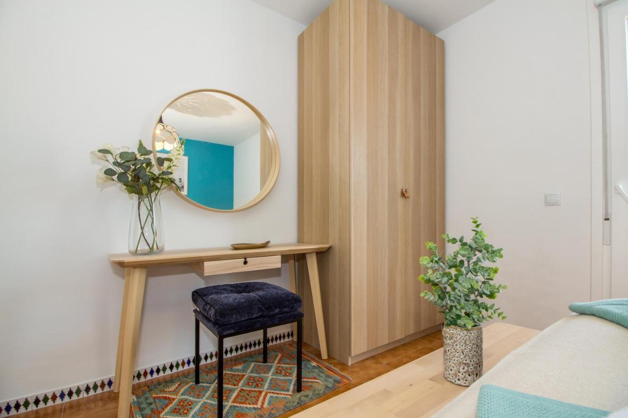 A Cozy And Elegant Townhouse Across The Beach Torre de Benagalbon Eksteriør bilde