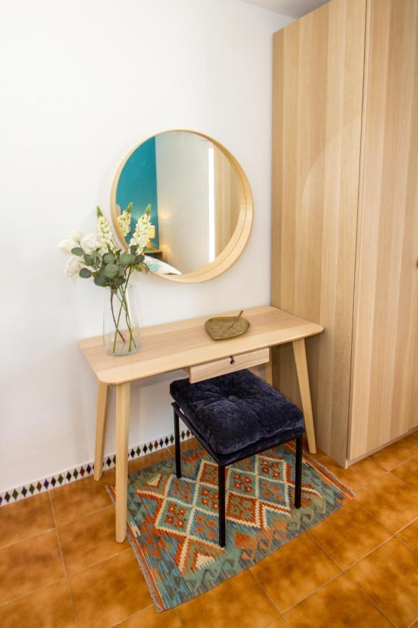 A Cozy And Elegant Townhouse Across The Beach Torre de Benagalbon Eksteriør bilde